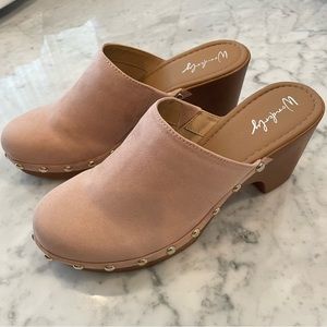 Pink faux suede clogs NEW